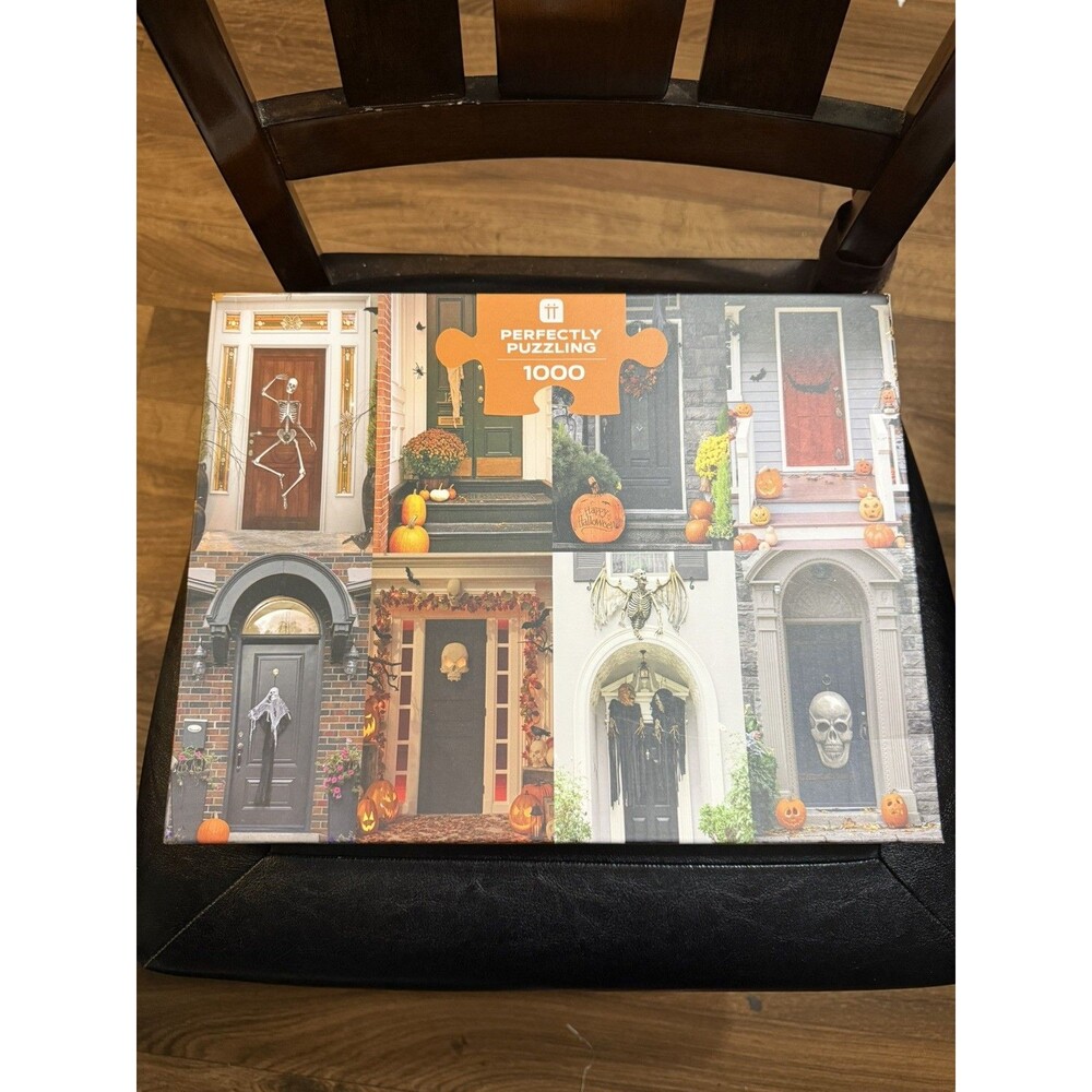 Talking Tables big Halloween theme 1000 Piece Jigsaw Puzzle w/ Poster